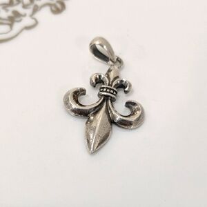 CAROLYN POLLACK🔥 Pendant